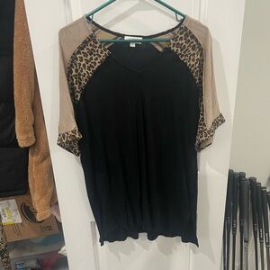 Umgee Black Top with Tan Leopard Raglan Sleeves